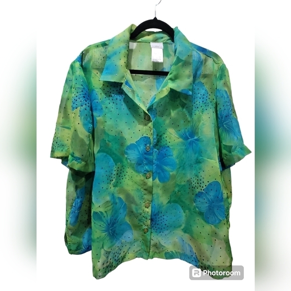STUDIO C 22W Floral Sheer Embellished Button Down Short Sleeve Tropical Blouse - Picture 1 of 6